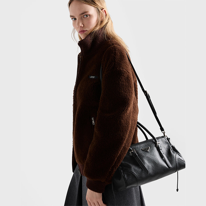 prada bonnie medium vintage leather tote bag #1bg628